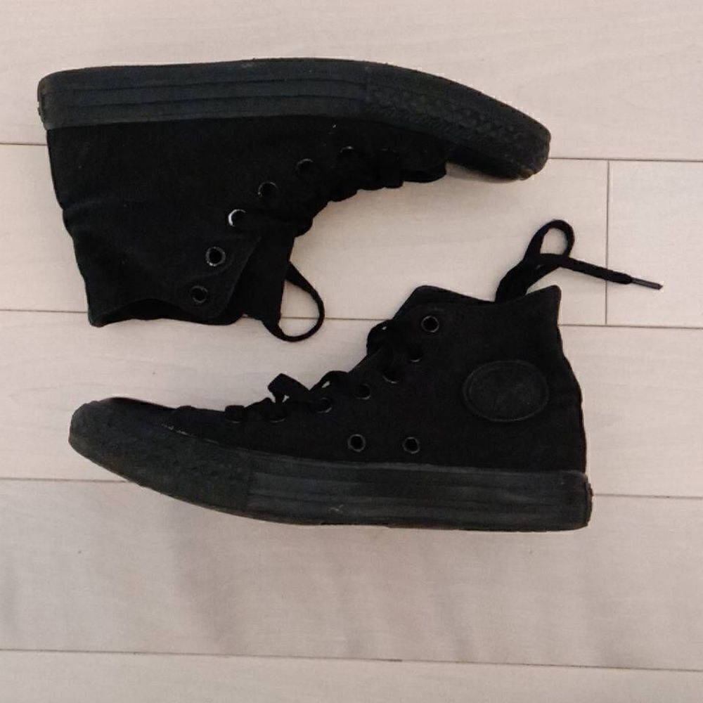 Converse Boys 3S121 Chuck Taylor All Star Hi Core Sneakers Black Size 2